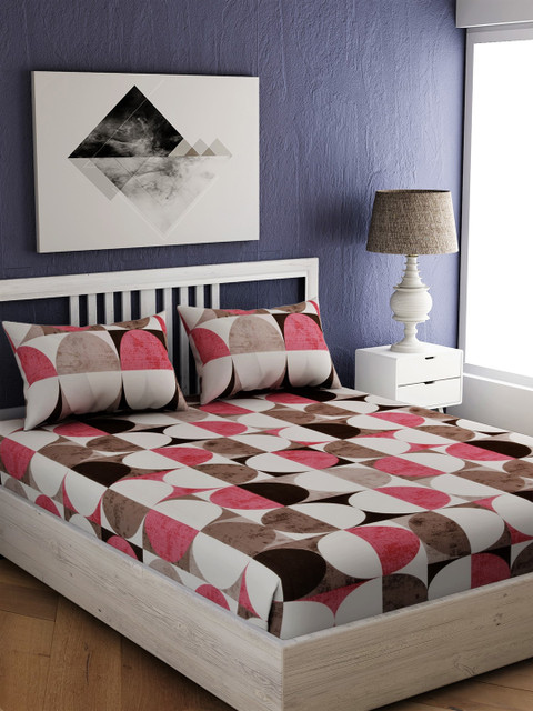 

EverHOME Beige & Pink Geometric Printed 144 TC Cotton Queen Size BedSheet With 2 Pillow Covers