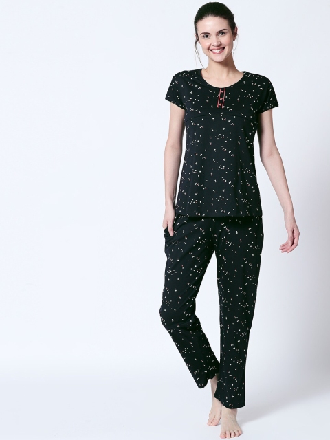 

Zeyo Women Black & White Printed Nursing & Feeding Night Suit ZNS-FEED-5335