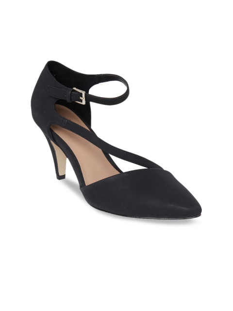 

Call It Spring Women Black Solid Pumps