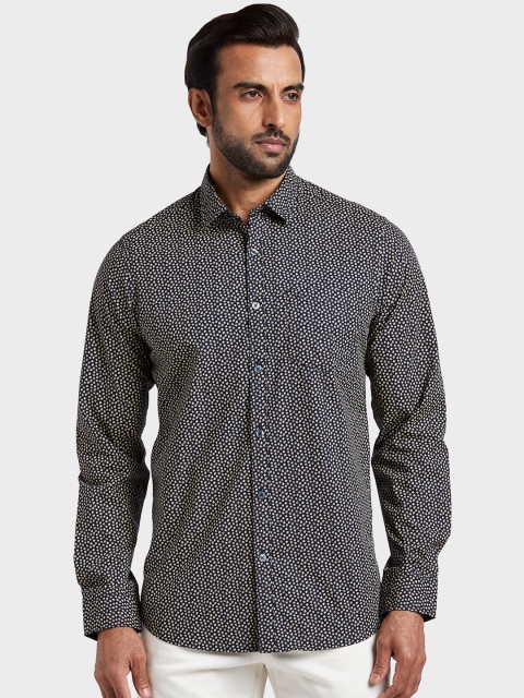 

ColorPlus Men Navy Blue & Cream-Coloured Regular Fit Printed Casual Shirt