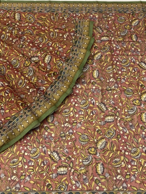

KLM Fashion Mall Peach-Coloured Printed Silk Blend Saree