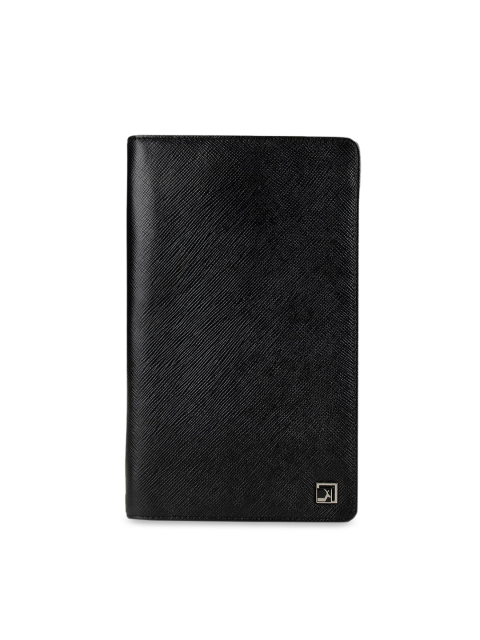 

Da Milano Men Black Textured Leather Passport Holder