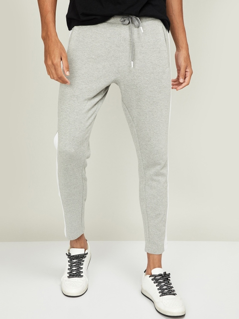 

Bossini Men Grey Melange & White Solid Slim-Fit Track Pants