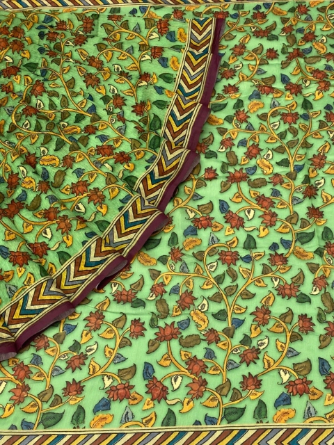 

KLM Fashion Mall Green Printed Silk Blend Saree