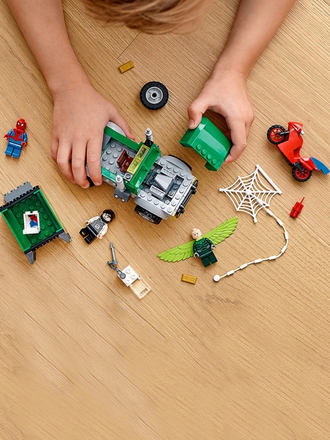 

LEGO Kids Multicoloured Vulture's Trucker Robbery, Multi