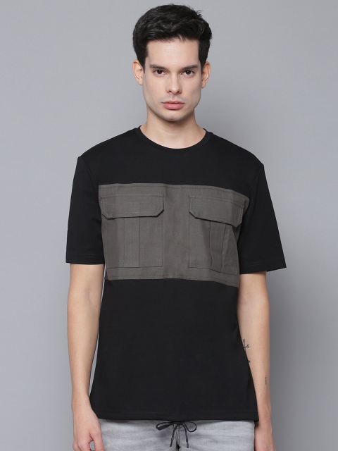 

Antony Morato Men Black Colourblocked Round Neck T-shirt