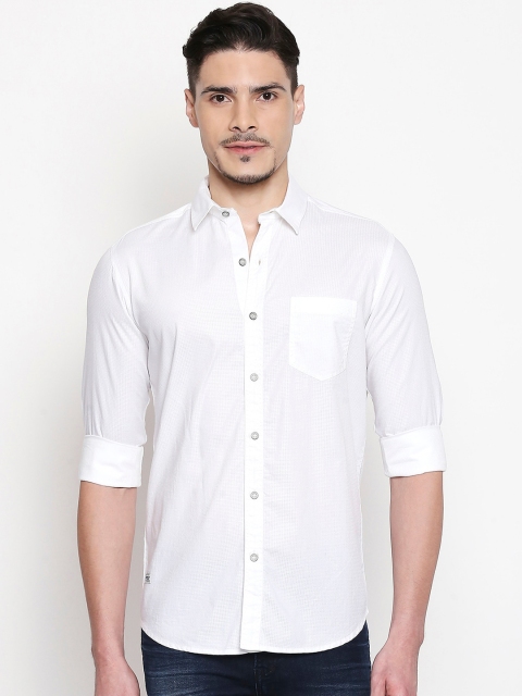 

Mufti Men White Slim Fit Solid Casual Shirt