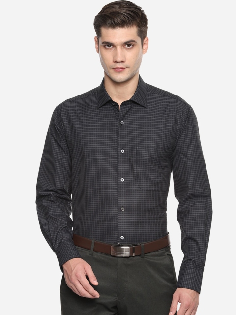 

Luxure by Louis Philippe Men Black Regular Fit Checked Formal Shirt