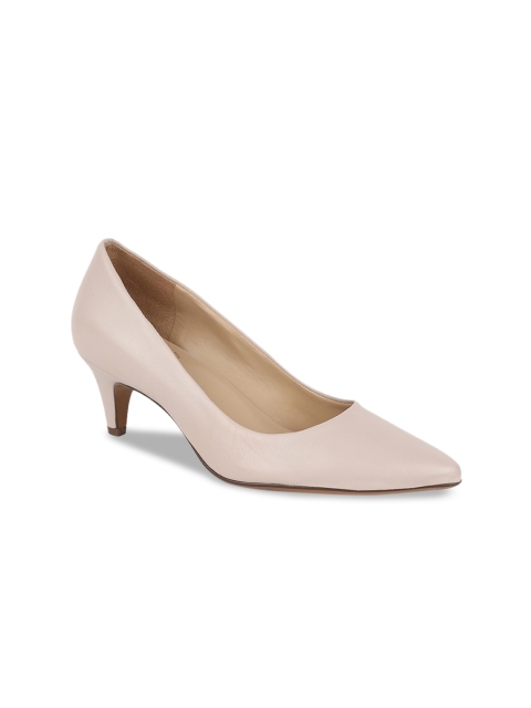 

Naturalizer Women Beige Solid Leather Pumps
