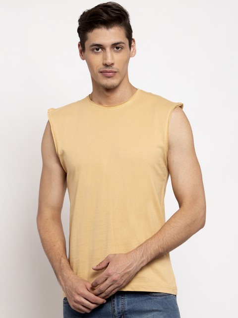 

Friskers Men Beige Solid Round Neck T-shirt