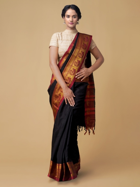 

Unnati Silks Black Cotton Solid Handloom Narayan Peth Saree