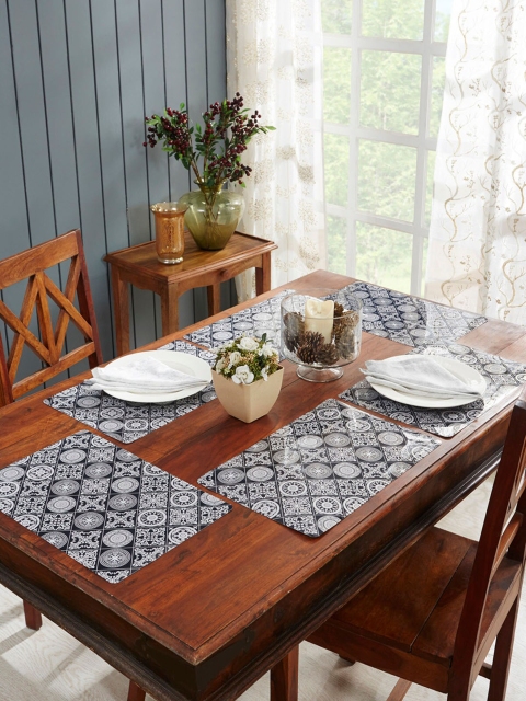 

OBSESSIONS Set Of 6 Black & White Printed Idyll Embossed Vinyl Table Mats