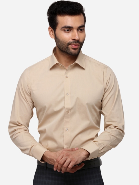 

Greenfibre Men Beige Slim Fit Solid Formal Shirt