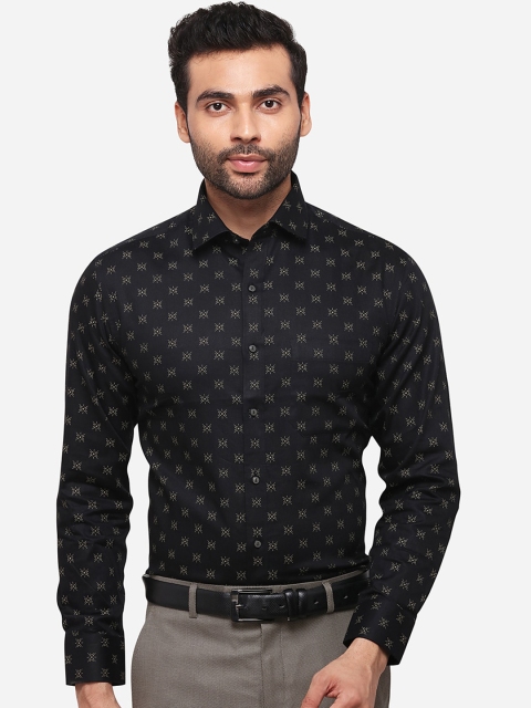 

Greenfibre Men Black & Off-White Slim Fit Printed Formal Shirt