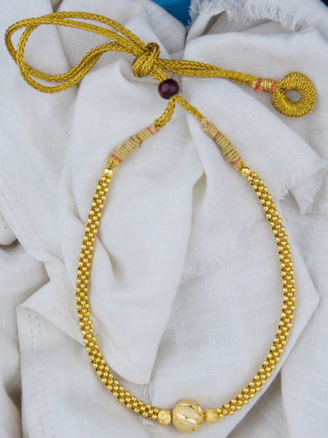 

Alankruthi Gold-Toned Beaded Minimal Thushi Necklace