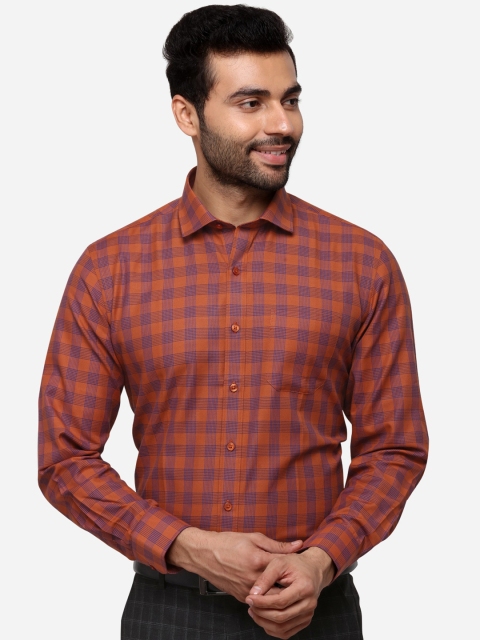 

Greenfibre Men Brown & Blue Regular Fit Checked Formal Shirt