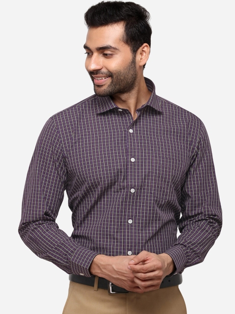 

Greenfibre Men Purple & Off-White Regular Fit Checked Formal Shirt