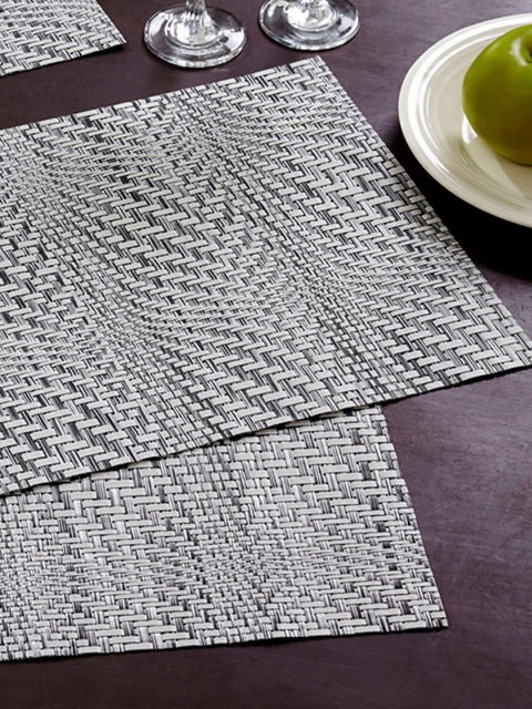 

OBSESSIONS Set of 6 Black & White Textured Vinyl Maze Dining Table Mat