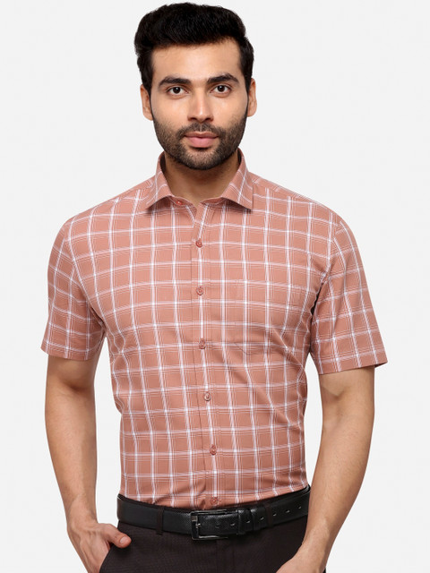 

Greenfibre Men Peach-Coloured & Off-White Regular Fit Checked Formal Shirt