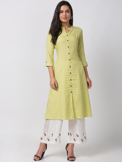 

Ethnicity Women Green Striped Straight Kurta