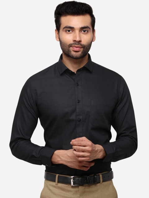 

Greenfibre Men Black Slim Fit Solid Formal Shirt