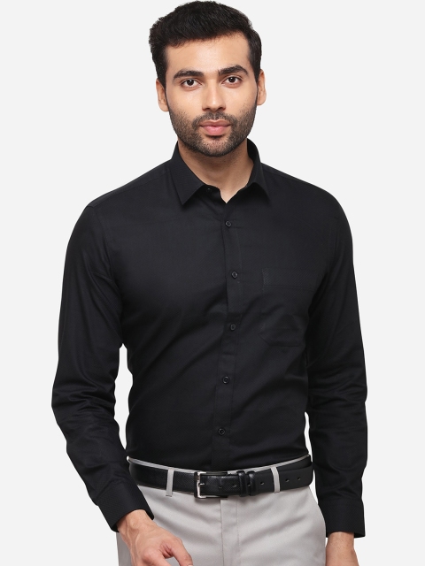 

Greenfibre Men Black Slim Fit Solid Formal Shirt