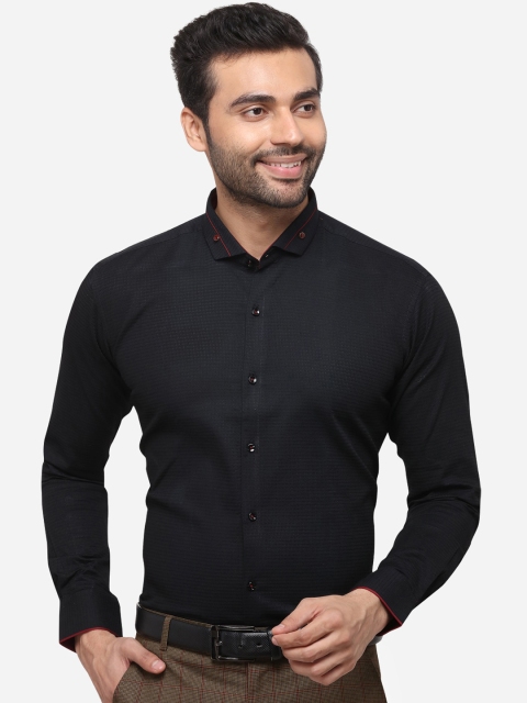 

Greenfibre Men Black Slim Fit Solid Formal Shirt