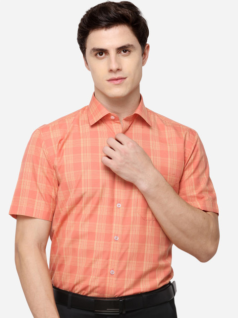 

Greenfibre Men Orange & Yellow Regular Fit Checked Formal Shirt