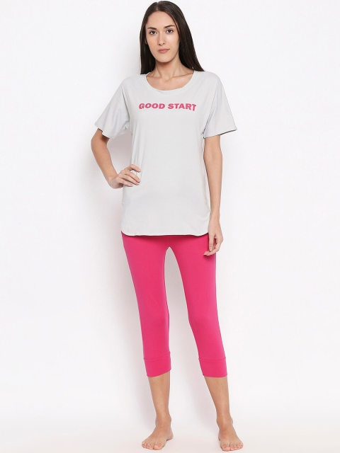 

XIN Women Grey & Magenta Pink Printed Night Suit