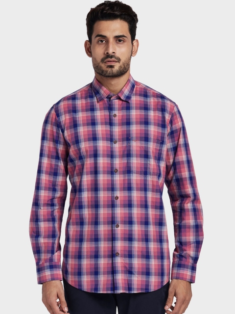 

ColorPlus Men Pink & Navy Blue Tailored Fit Checked Casual Shirt