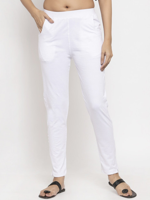 

NEUDIS Women White Solid Skinny-Fit Treggings