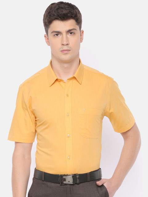 

RAMRAJ COTTON Men Yellow Slim Fit Solid Formal Shirt