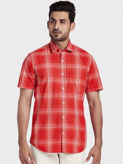 

ColorPlus Men Red Tailored Fit Checked Casual Shirt