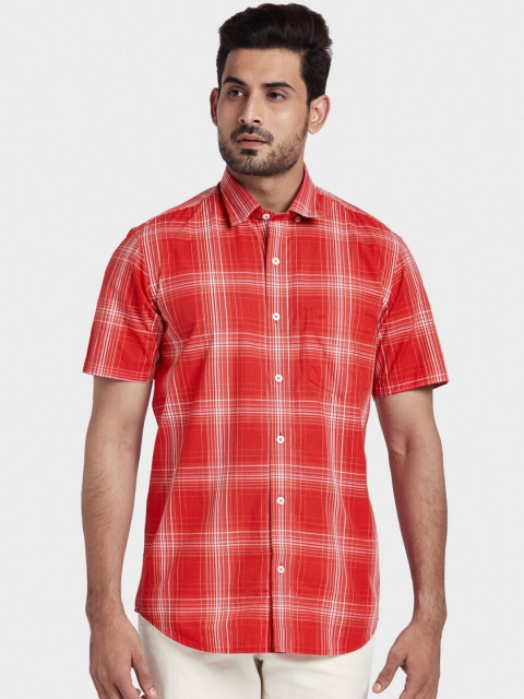 

ColorPlus Men Red Tailored Fit Checked Casual Shirt
