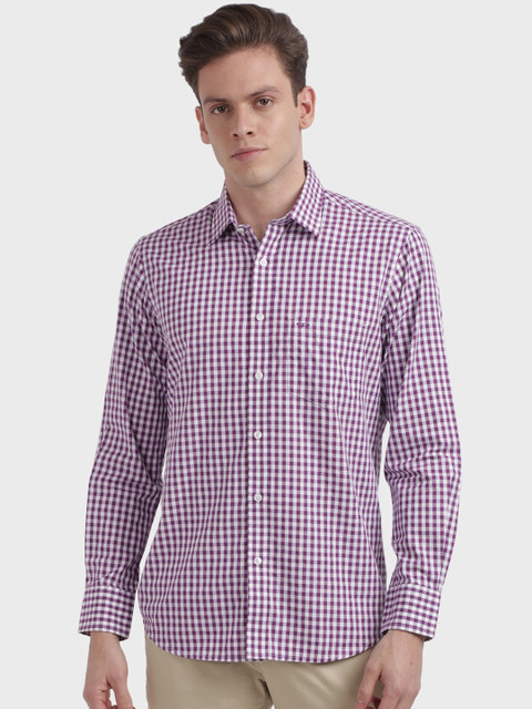 

ColorPlus Men Purple & White Tailored Fit Checked Casual Shirt