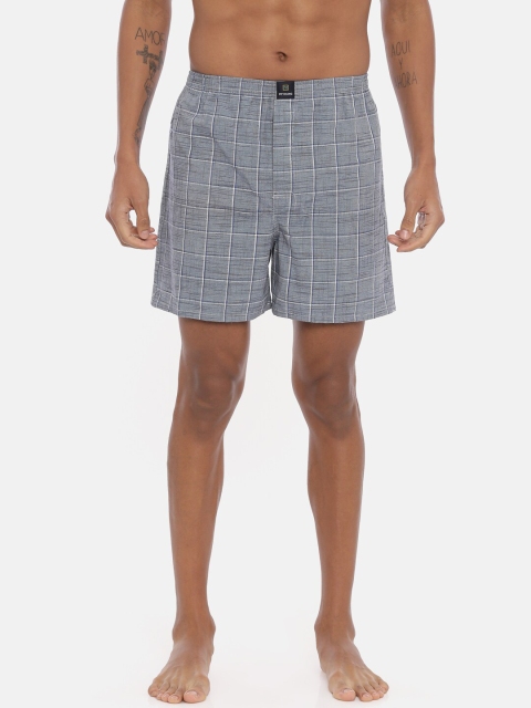 

IMYOUNG Men Grey & White Checked Pure Cotton Boxers IMYBXRPK135A