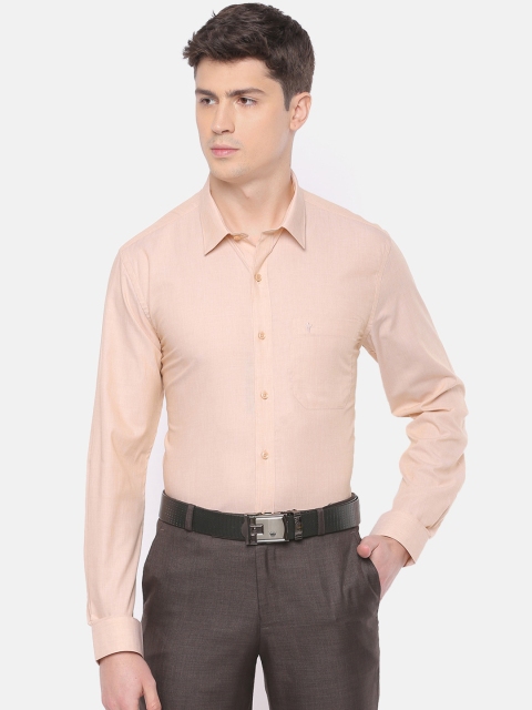 

RAMRAJ COTTON Men Peach-Coloured Slim Fit Solid Formal Shirt