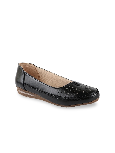 Shoetopia Women Black Textured Ballerinas