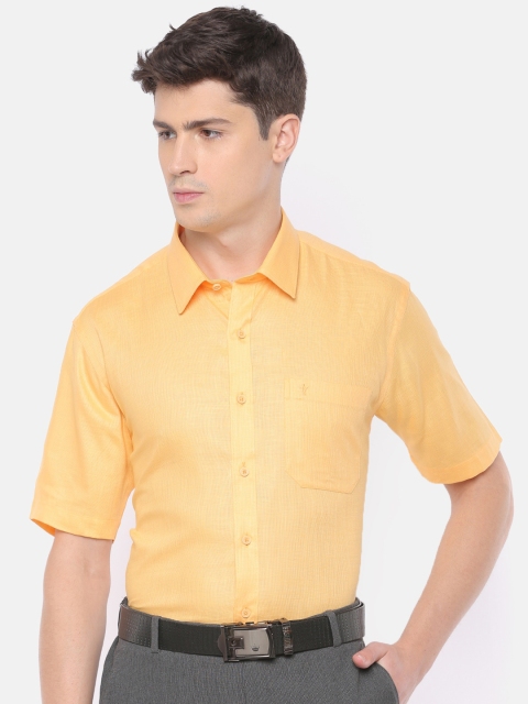 

RAMRAJ COTTON Men Yellow Regular Fit Solid Formal Shirt