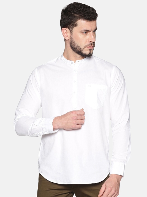 

Chennis Men White Solid Straight Kurta