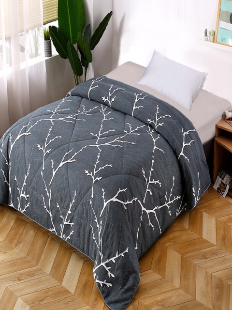 

URBAN DREAM Black & Grey Printed 120 GSM AC Room Single Bed Comforter