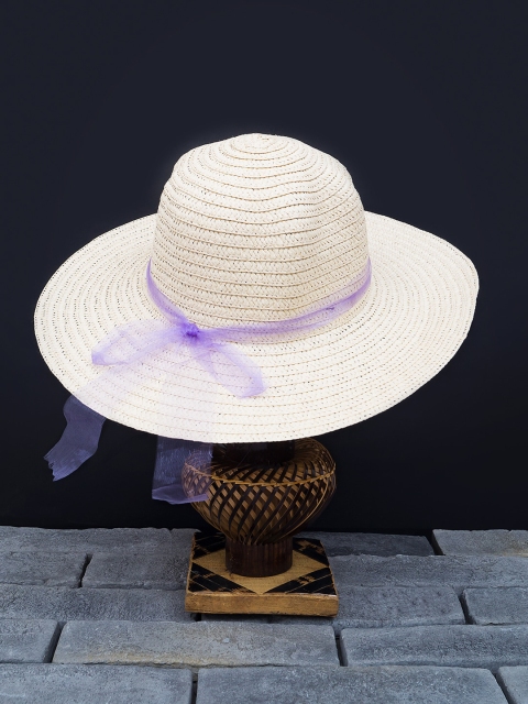 

Golden Peacock Women White Woven-Design Straw Sun Hat