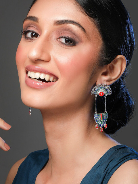 

Rubans Silver-Toned Leaf Shaped Drop Earrings