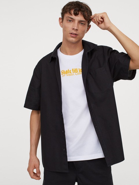 

H&M Men Black Solid Short-Sleeved Cotton Shirt