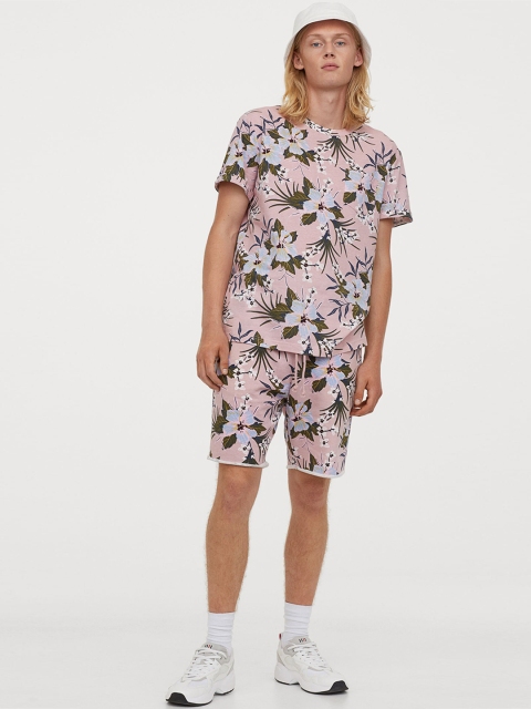 

H&M Men Pink Patterned Sweatshirt Shorts