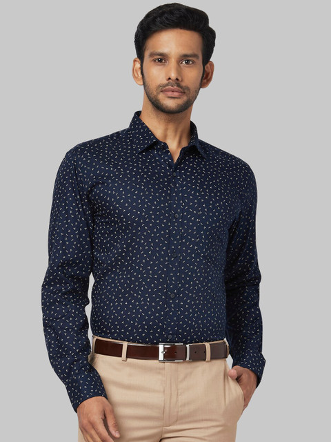 

Park Avenue Men Navy Blue & White Regular Fit Printed Formal Shirt