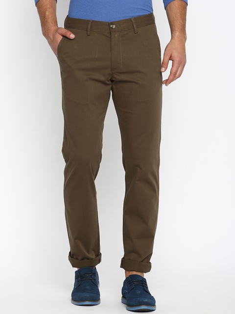

Basics Men Brown Tapered Fit Solid Regular Trousers