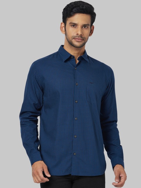

Park Avenue Men Blue Regular Fit Checked Casual Shirt
