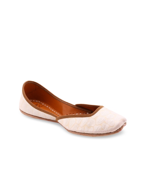 

HUE Women Cream-Coloured Printed Mojaris