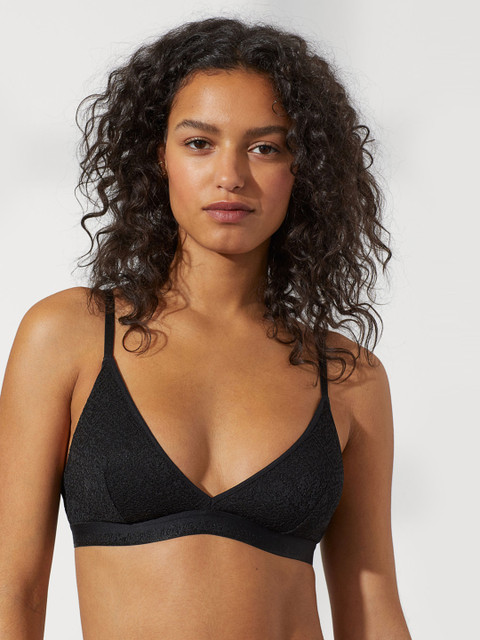 

H&M Women Black Solid Padded Lace Bra 0963344001